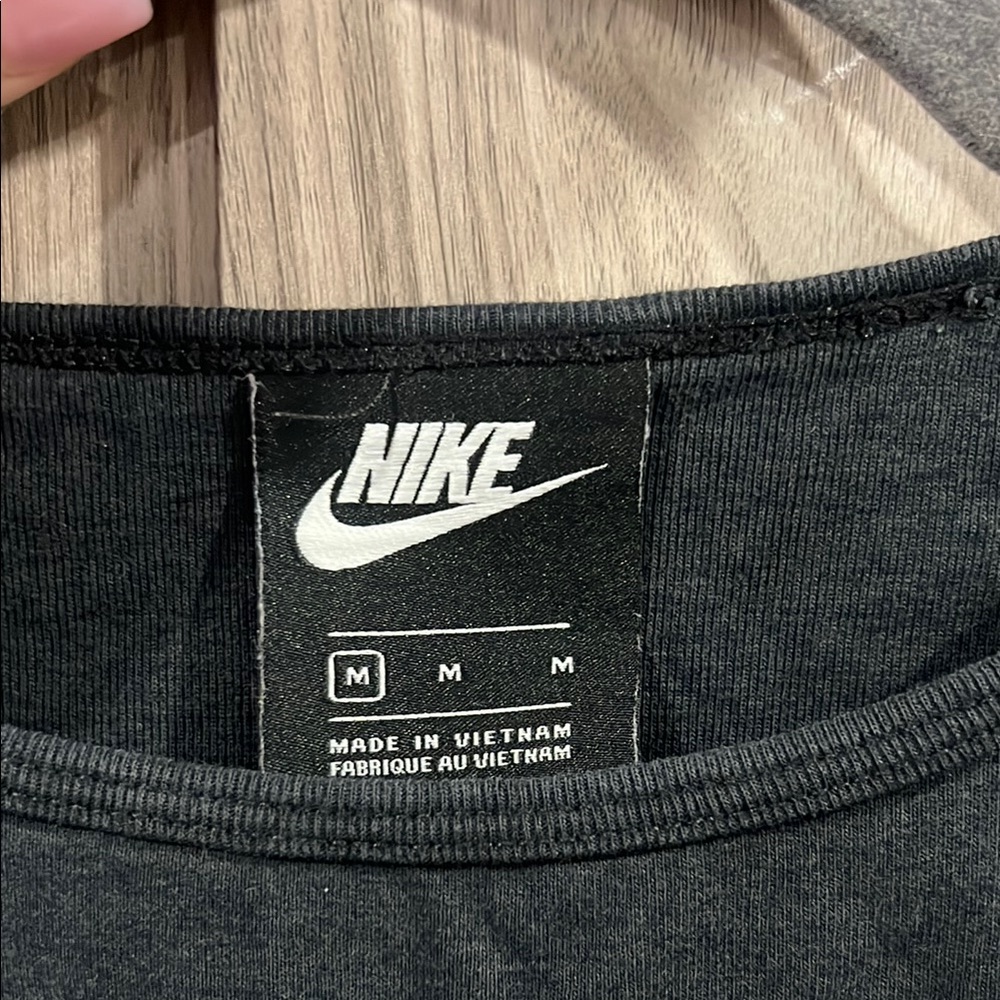 Nike Black Fitted Tank Top - Picture 4 of 4
